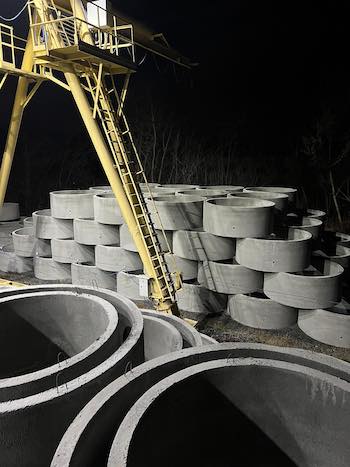 Бетонные кольца